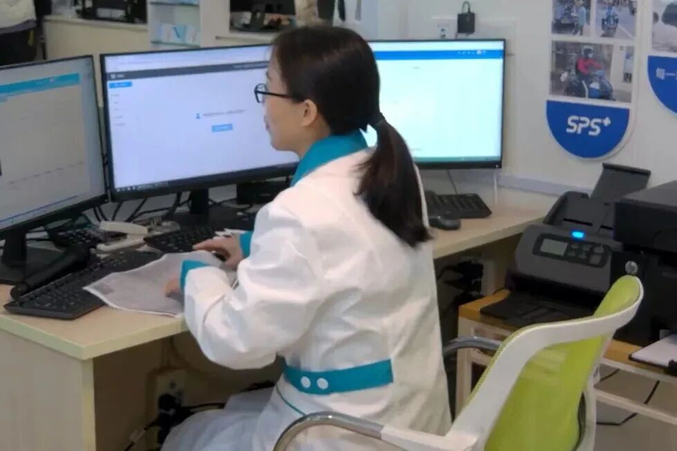 d8118010e9ab436988da3a2e10cce425